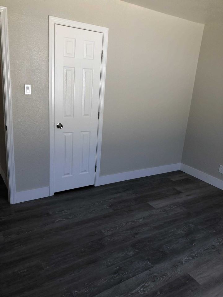 225 Christine Drive - Photo 2 of 10