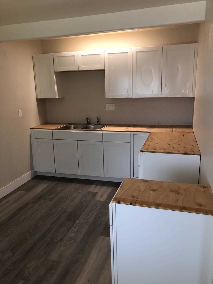 225 Christine Drive - Photo 3 of 10