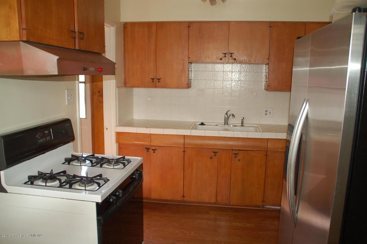 1970 Allen Avenue - Photo 2 of 24