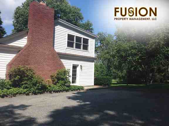 695 695 Route 2, White house - Photo 2 of 12