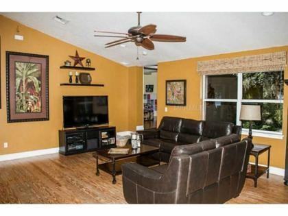 3590 Lake Harney Cir - Photo 3 of 19