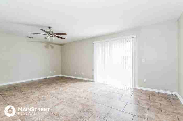 856 Wakaw Lane Southwest - Photo 3 of 32