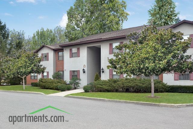 Fairwood Apartments and Racquet Club - Photo 2 of 17