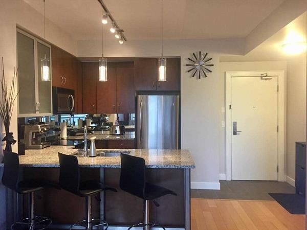 438 King Street West #01020