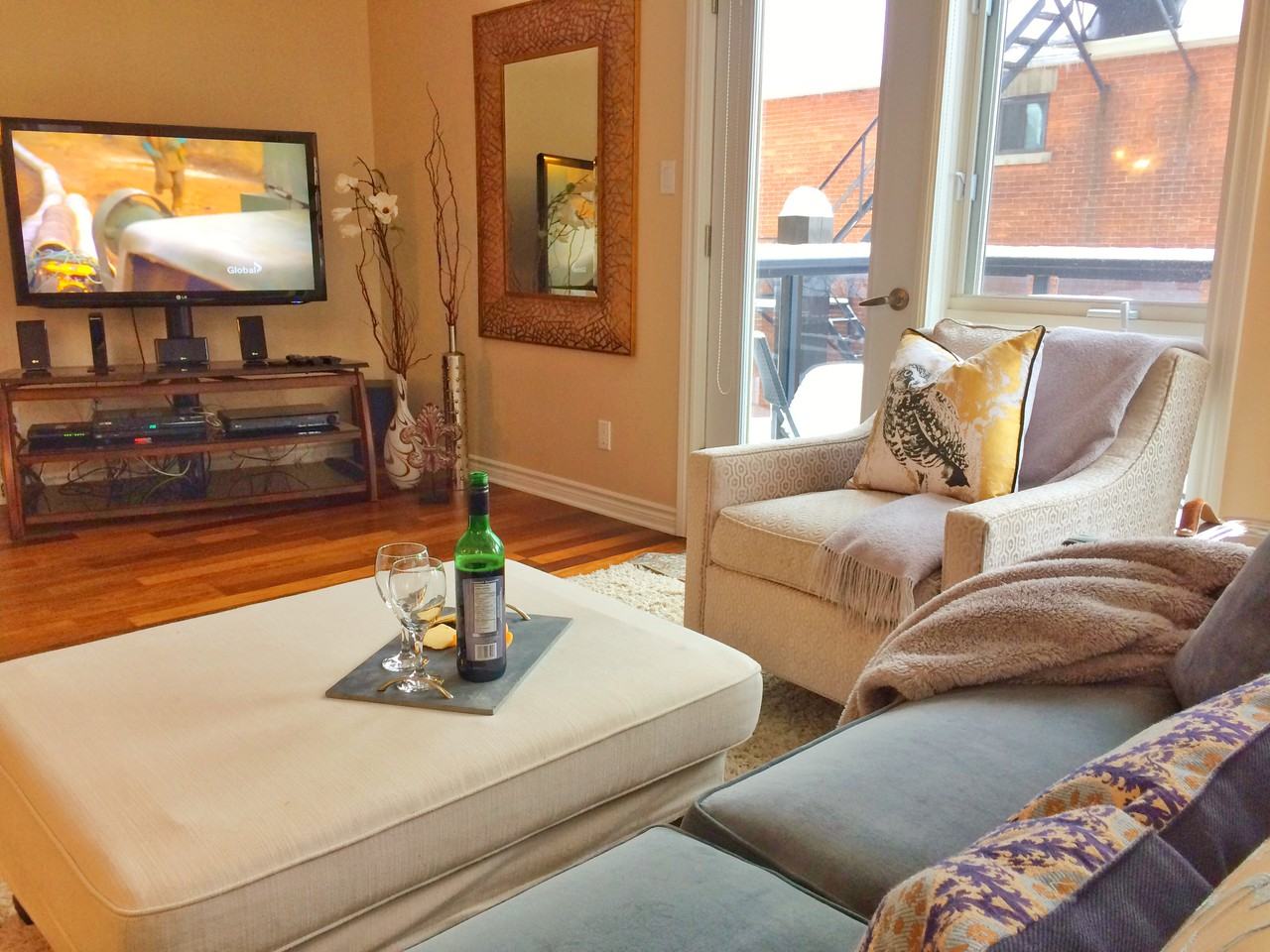 92 Holland Avenue - Photo 2 of 12