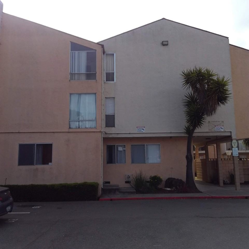 2645 Church Lane #217 - Photo 2 of 11