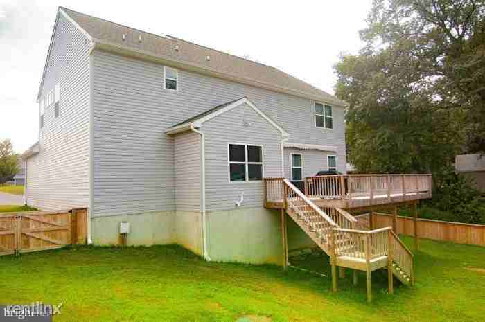 805 Principio Rd - Photo 2 of 24