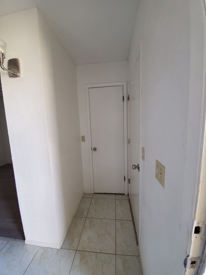 3208 Isla Morada - Photo 3 of 37