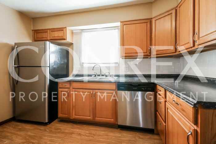 9105 East 89th Street - Photo 3 of 8