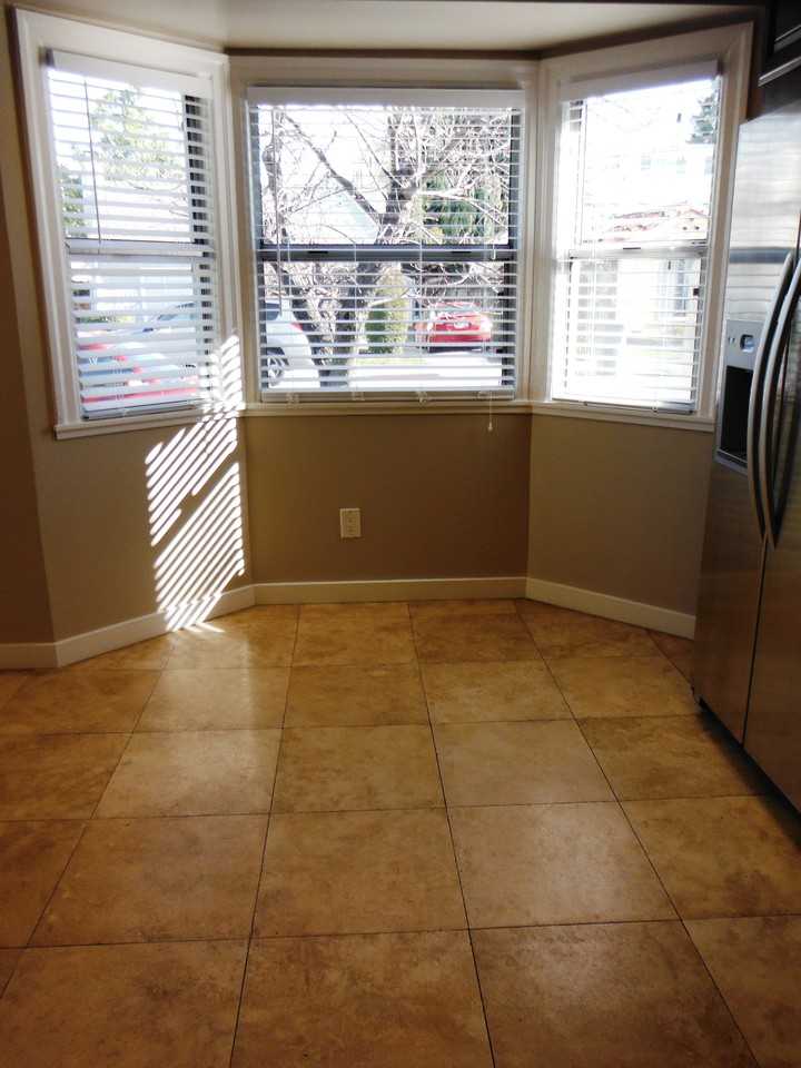 909 Chabrant Way - Photo 2 of 19