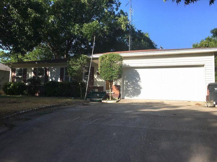 3916 North 20th Street - Photo 2 of 8