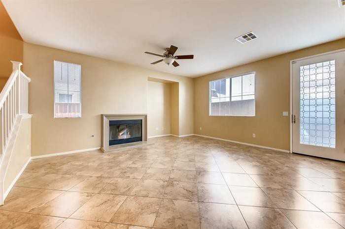 31594 Six Rivers Court - Photo 2 of 17