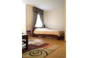 Lexington Avenue and 48th Street - Photo 2 of 8