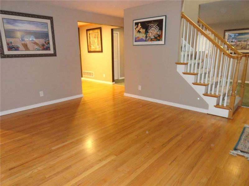 18626 89th Ave Ne - Photo 3 of 14