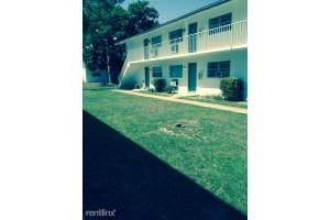 1808 41st Ave - Photo 3 of 9