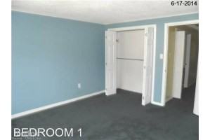 La Mirage Condominiums - Photo 3 of 8