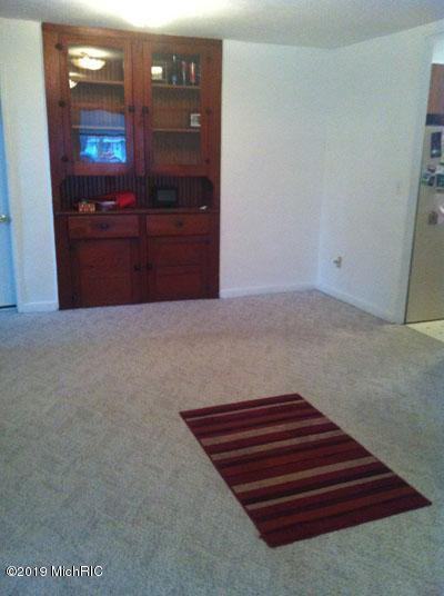 2180 Midlake Drive - Photo 3 of 4