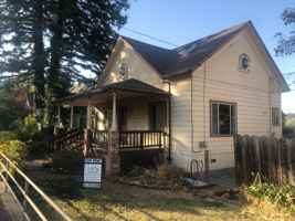 featured image of 107 S Ione St