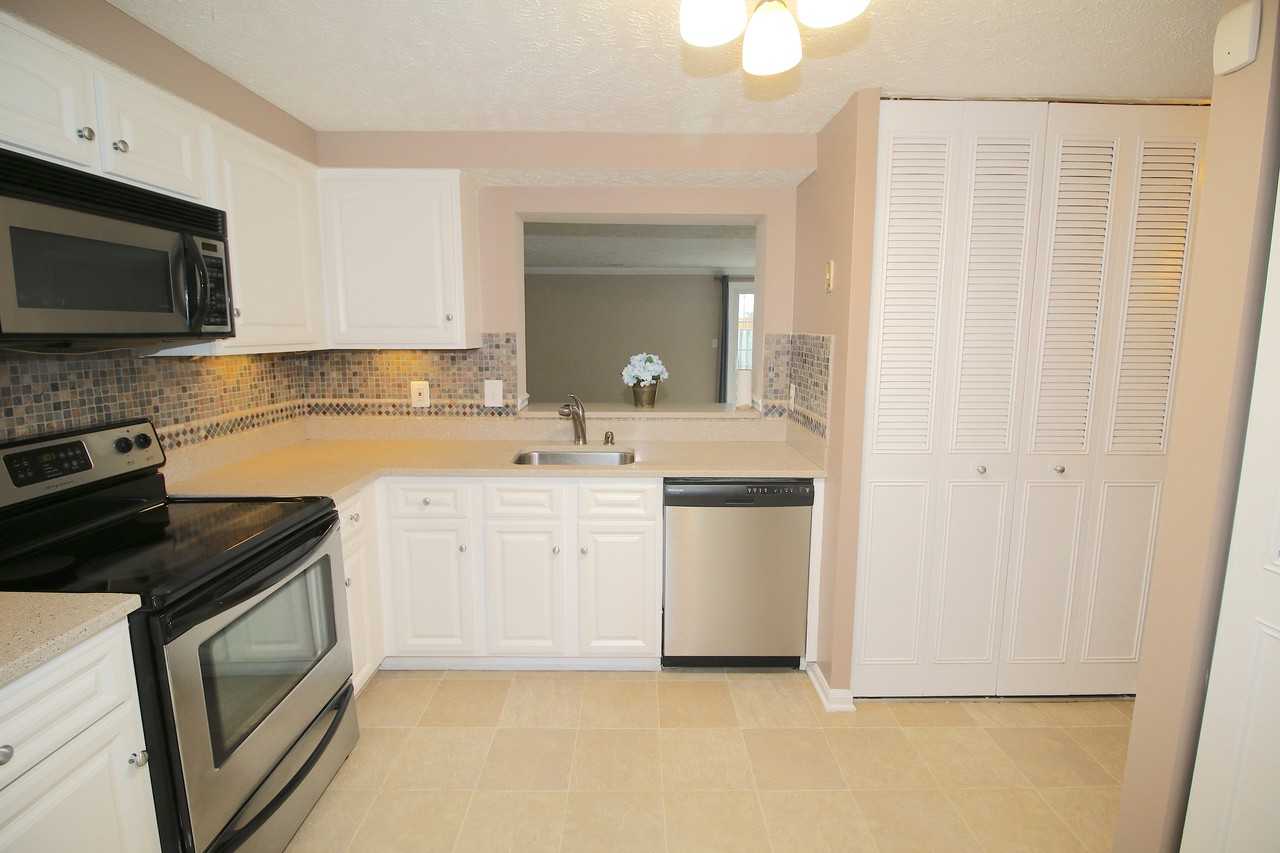 4681 Whitely Ct - Photo 3 of 26