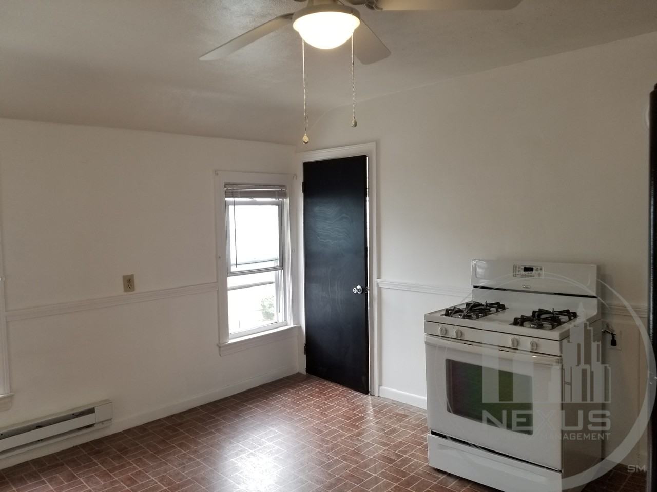 73 Sumner Ave - Photo 2 of 23