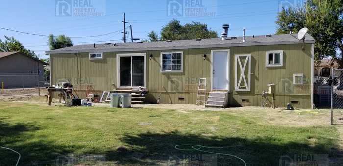 8586 S Wolfe Rd - Photo 3 of 11