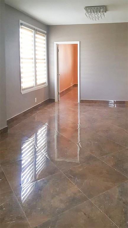 923 Roder Ave #2 - Photo 2 of 6