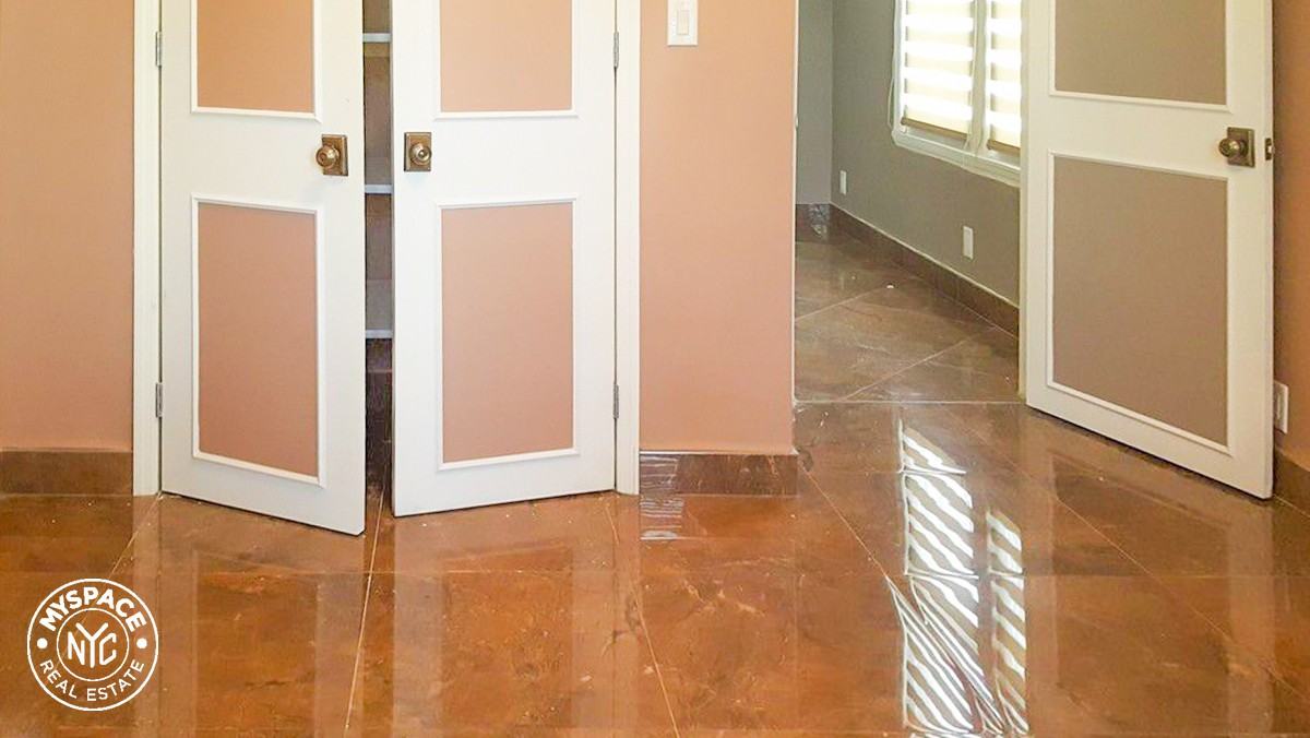 923 Roder Ave #2 - Photo 3 of 6