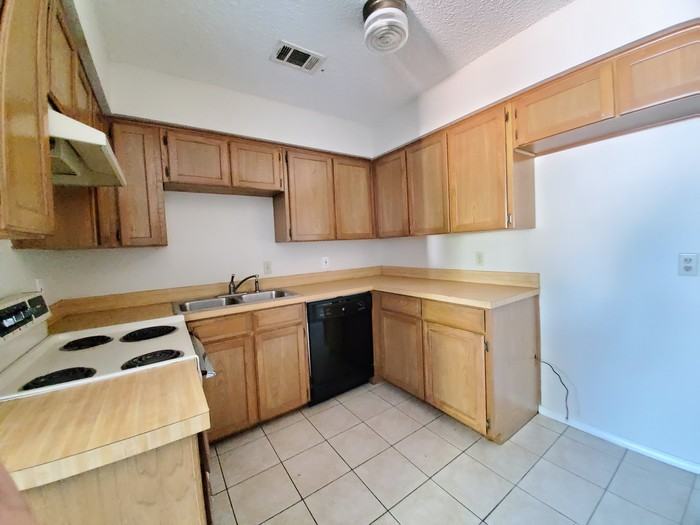 4513 Tall Meadow Lane - Photo 3 of 4