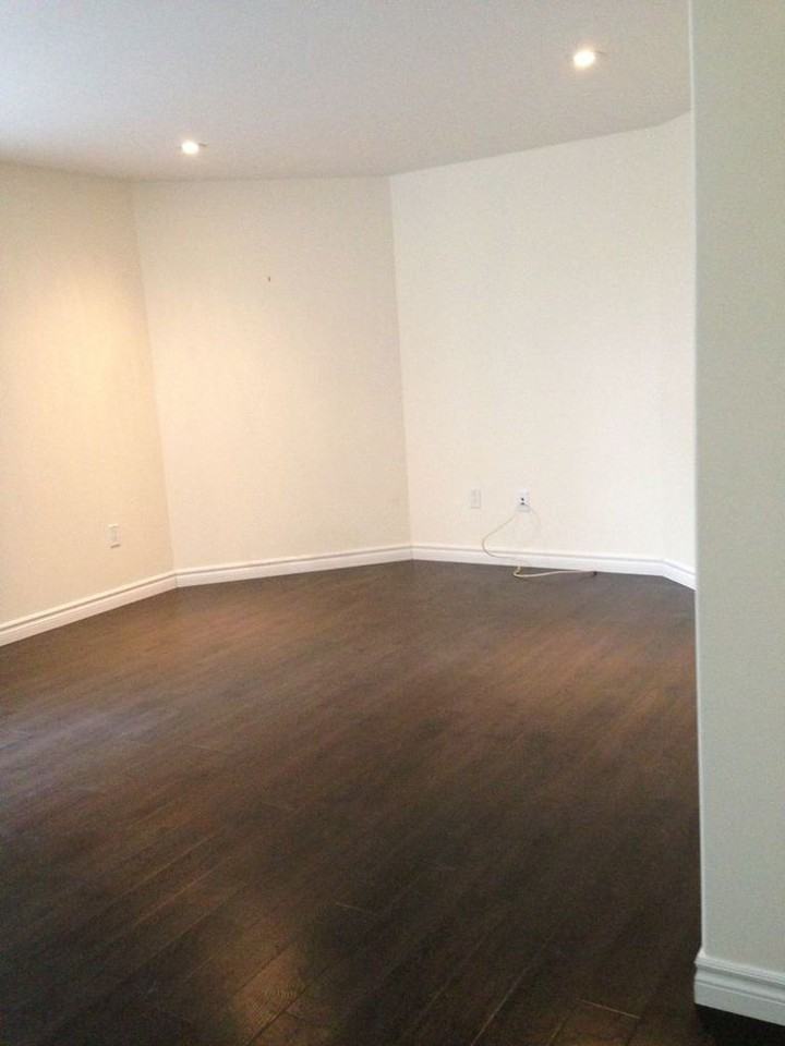 6 Blue Jay Place - Photo 2 of 10