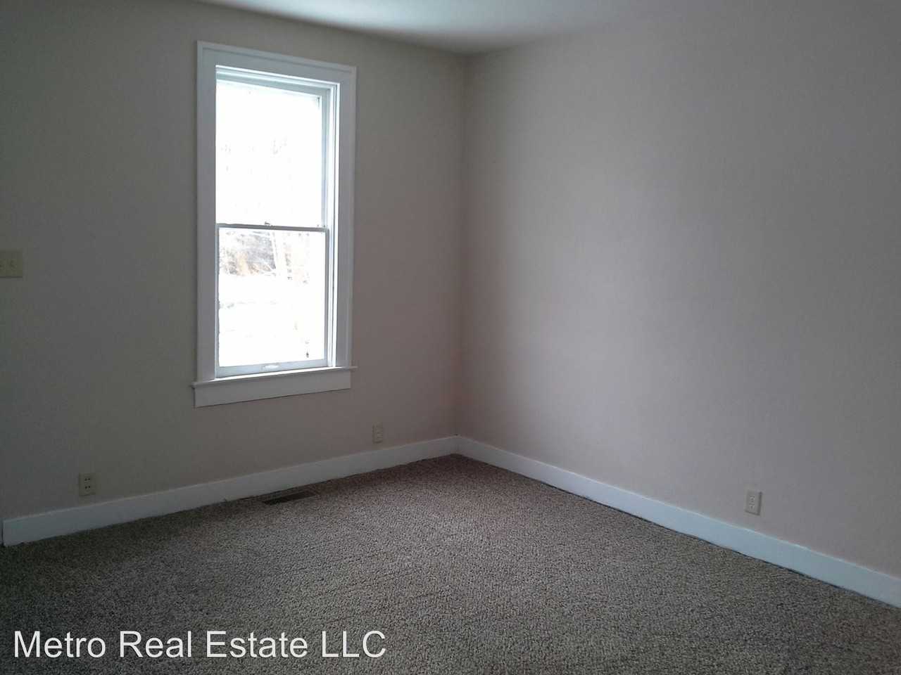 1320 Zollars Ave - Photo 2 of 6