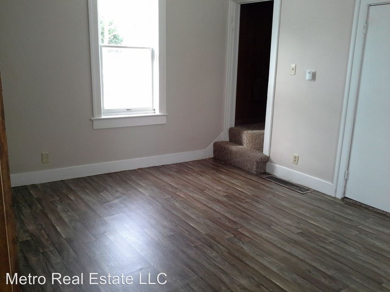 1320 Zollars Ave - Photo 3 of 6
