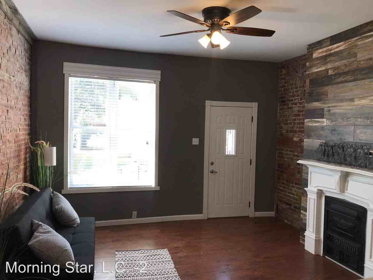 2010 Hereford St. - Photo 3 of 16