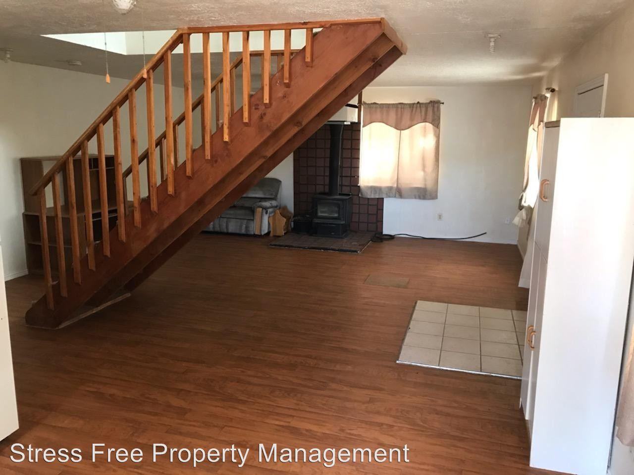 17989 Meadow Drive - Photo 3 of 30