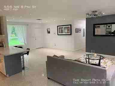 556 Nw 87th St - Photo 3 of 14