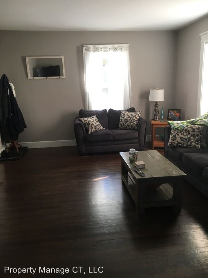 47 Vermont Ave 1st Floor - Photo 3 of 7