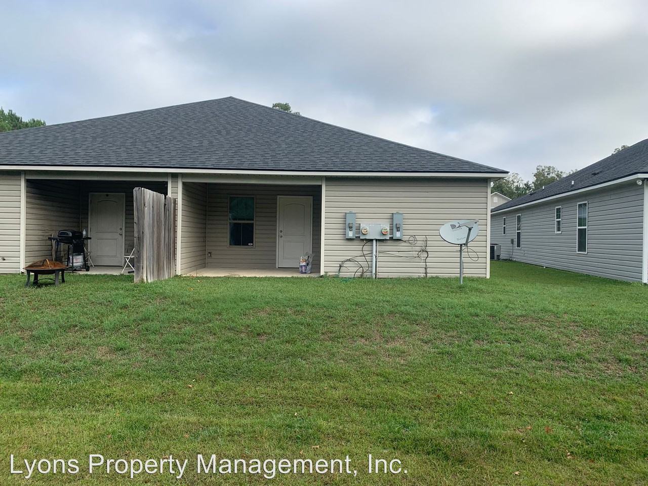 4100 MULLIGAN MANOR - Photo 3 of 27