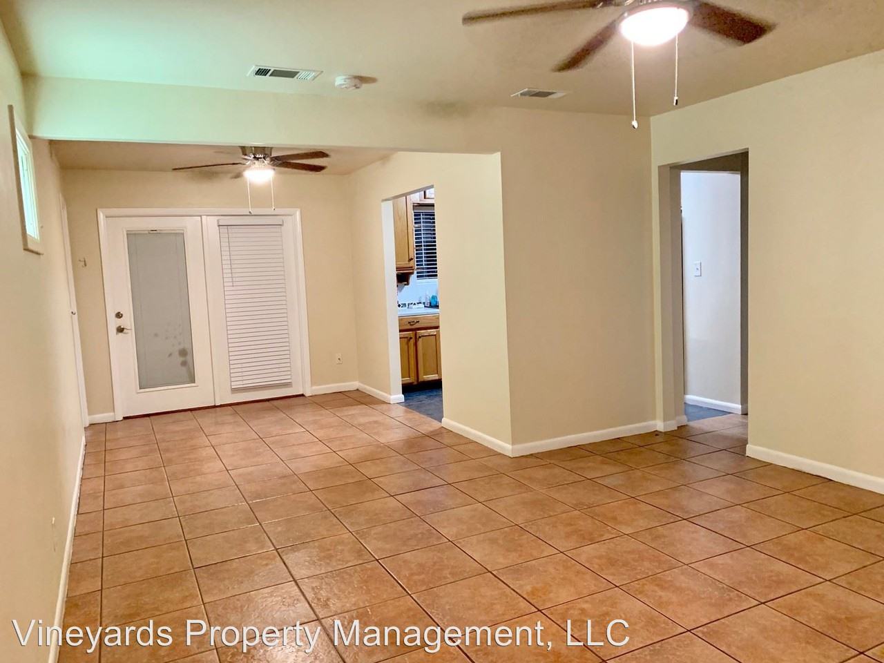 1509 Glenway Dr - Photo 2 of 31