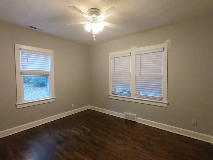 8331 Ward Parkway - Photo 2 of 11