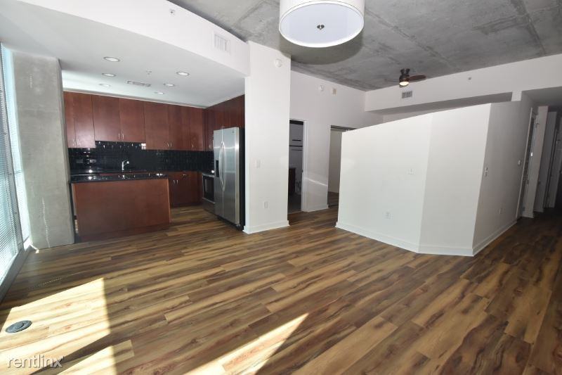 777 N Ashley Dr 1806 - Photo 3 of 13