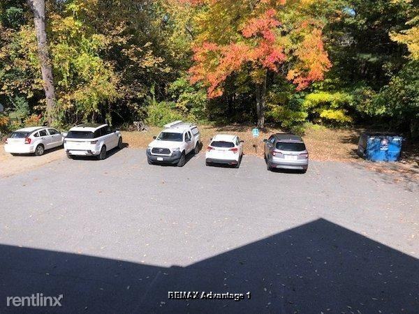 1289 Main St - Photo 2 of 9