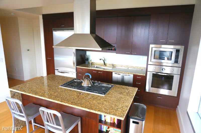 1001 Nw Lovejoy St 912 - Photo 3 of 12