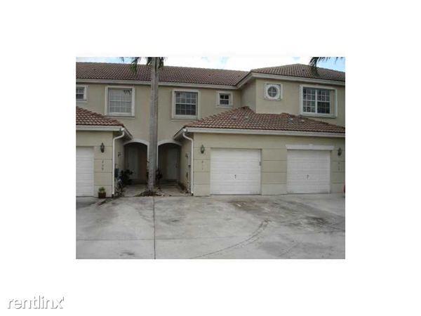 211 SW 120th Ave - Photo 2 of 6