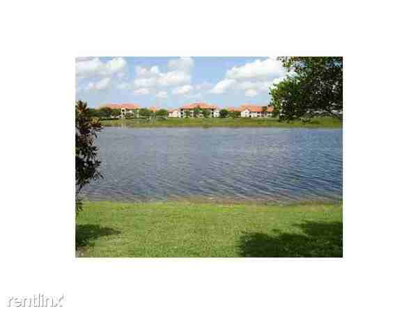 211 SW 120th Ave - Photo 3 of 6