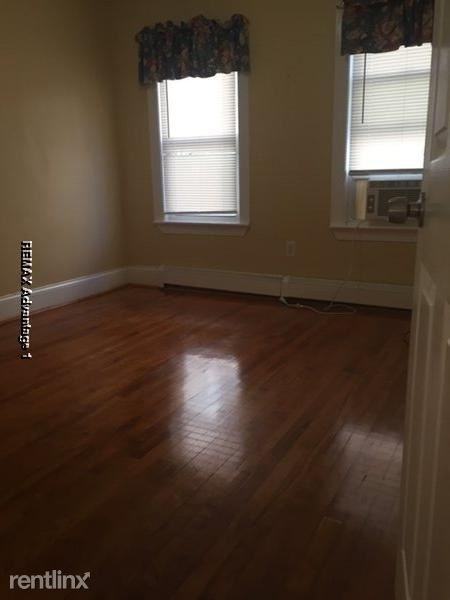 15 Hitchcock Rd - Photo 2 of 4