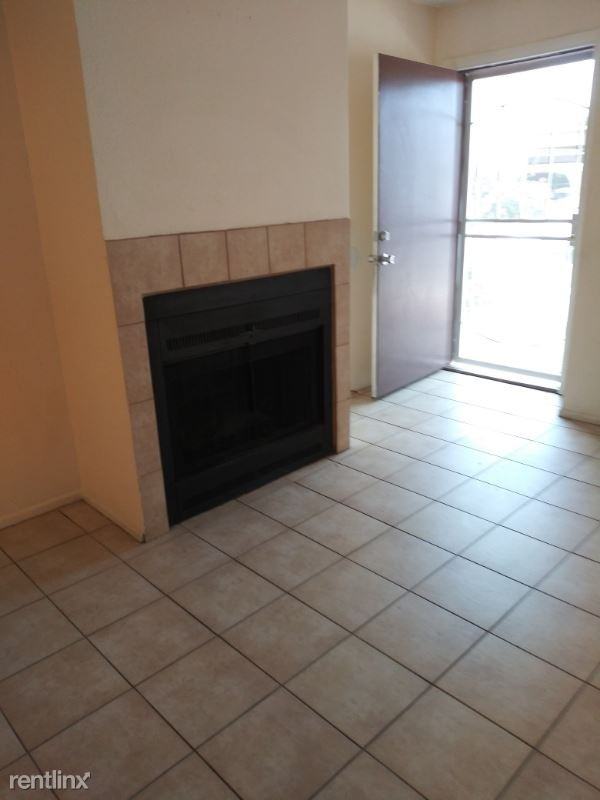 11640 N 51st Ave 142 - Photo 3 of 11