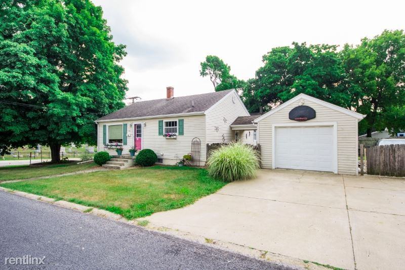 102 W Sunny Ln - Photo 2 of 32