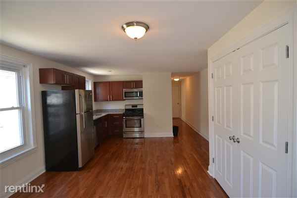 2026 Chestnut St - Photo 3 of 6