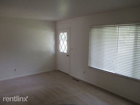 218 Murphy St - Photo 3 of 16