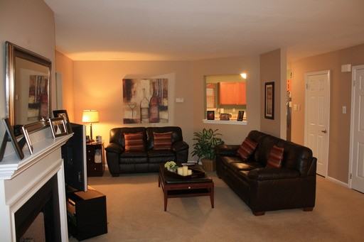 601 Hartland Ct - Photo 2 of 14