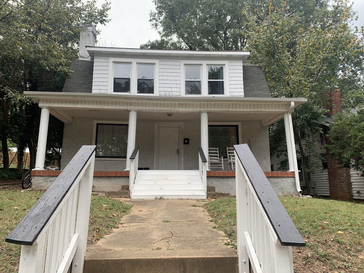 1402 W Market St, Greensboro, NC 27403 Room for Rent for 450/month
